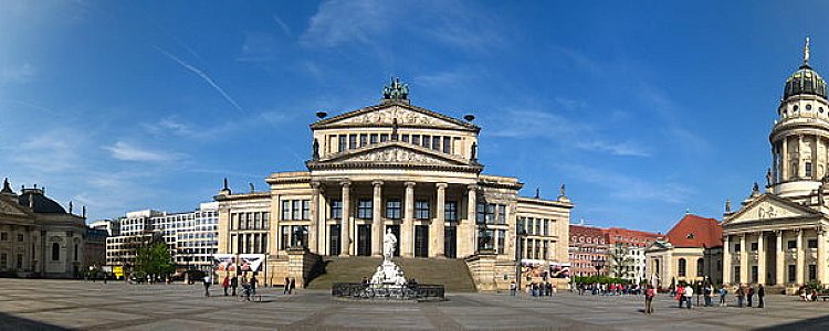 Жандармский рынок - центральная площадь в Берлине Жандармский рынок - центральная площадь в Берлине