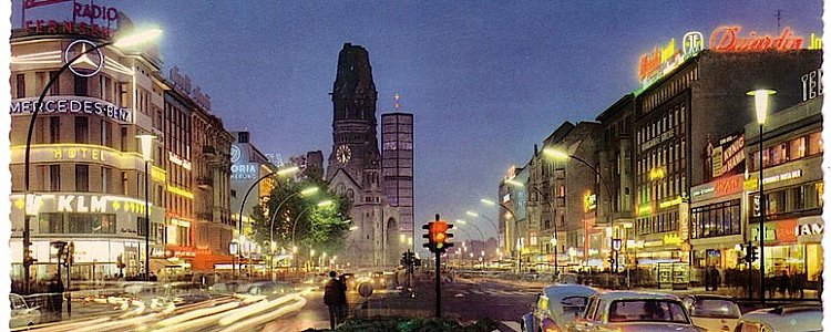 Курфюрстендамм-бульвар в Берлине