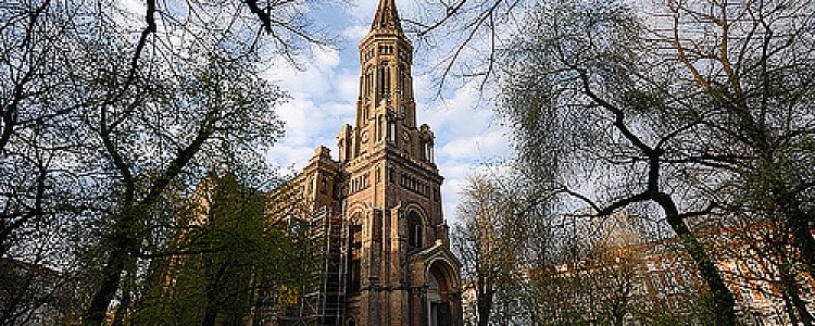 Ционскирхе в Берлине Ционскирхе в Берлине