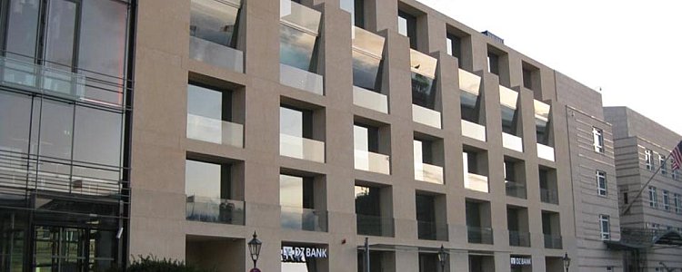Банк в Берлине DZ Bank AG Банк в Берлине DZ Bank AG